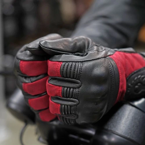 Belstaff Hampstead Gloves In Black / Red 5 Belstaff Hampstead Gloves In Black / Red - Image 3