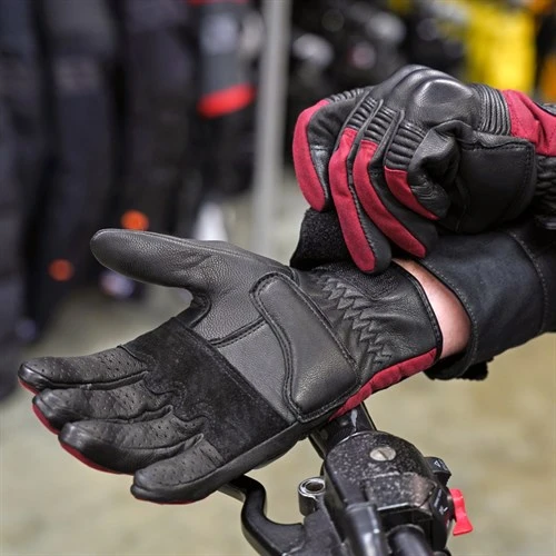 Belstaff Hampstead Gloves In Black / Red 6 Belstaff Hampstead Gloves In Black / Red - Image 4