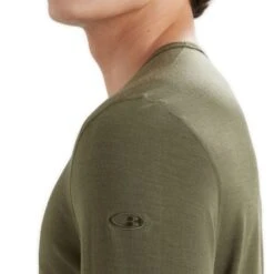 Icebreaker Mens Merino 200 Oasis Long Sleeve Crew Base Layer In Loden-green -Motorcycle Apparel Store BRE046 4