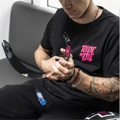 Muc-Off Visor, Lens & Goggle Cleaning Kit 9 Muc-Off Visor, Lens & Goggle Cleaning Kit -Motorcycle Apparel Store MUC017 4